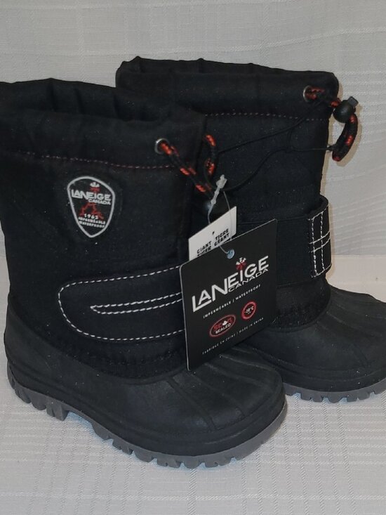 LANEIGE Other - Laneige Canada Toddler Kids Black Waterproof Winter Snow Rain Boots - Sz 7 NWT
